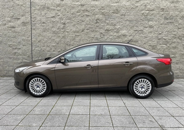 Ford Focus cena 33900 przebieg: 184000, rok produkcji 2015 z Będzin małe 79